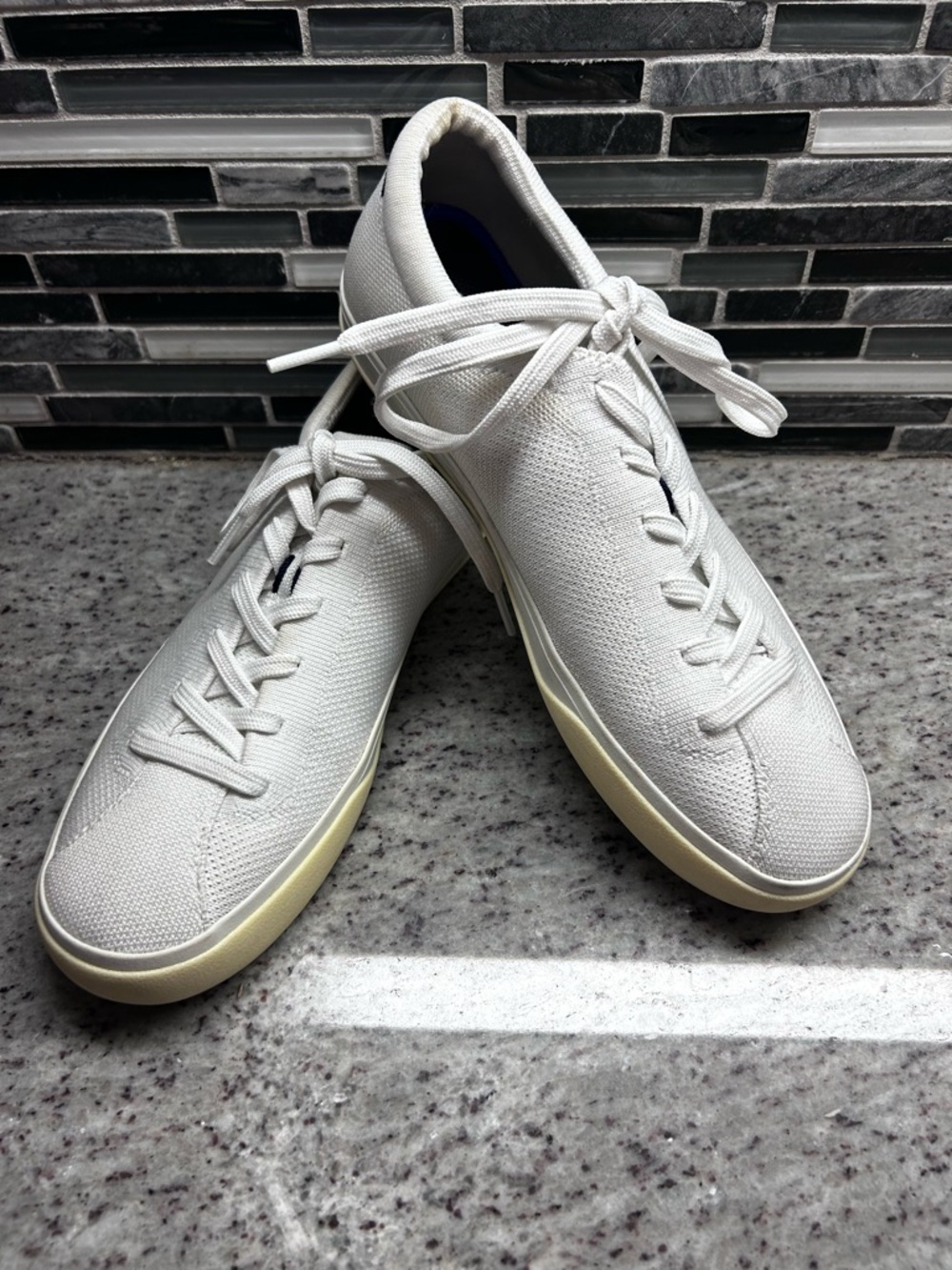 Rothy’s Womens White Lace up Knit Sneakers size 9
